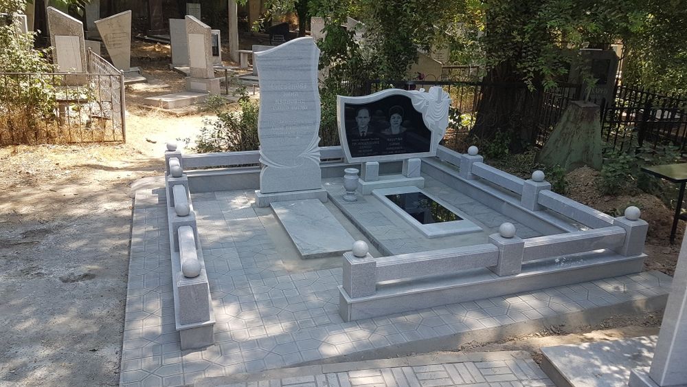 Надгробные памятники, производство и установка.