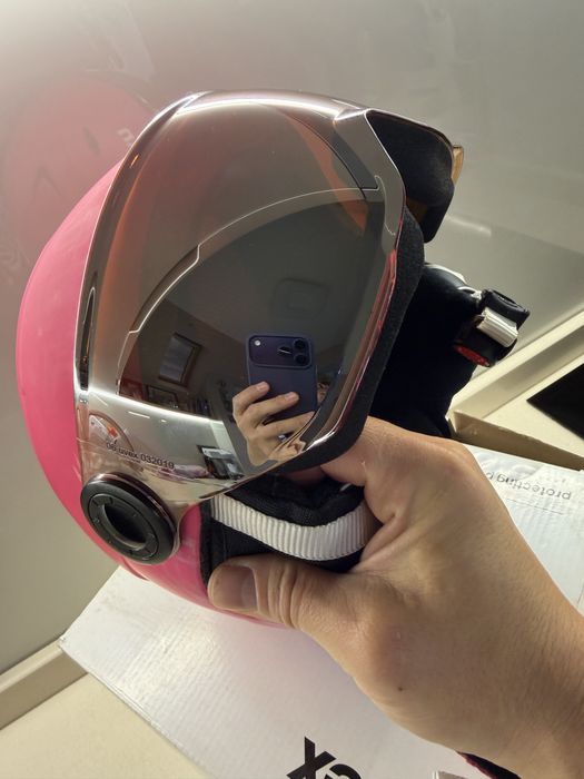 Детска ски Каска UVEX 52-54 см