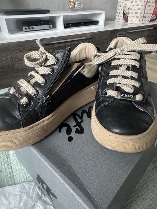 Школьный обувь для девочек