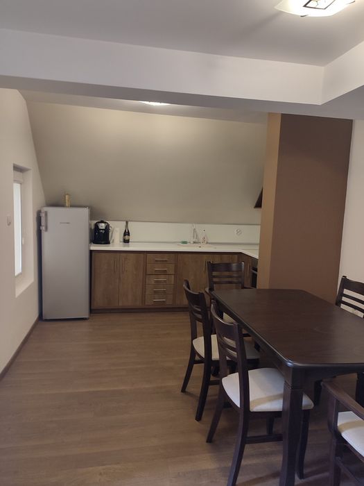 Дава се под наем Тристаен апартамент в Пазарджик, Окръжна болница - 94 кв.м за 357 € - Снимка #3