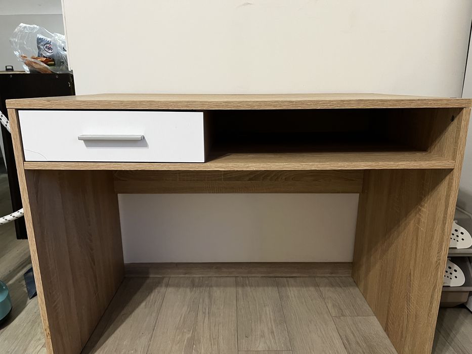 Стол компьютерный