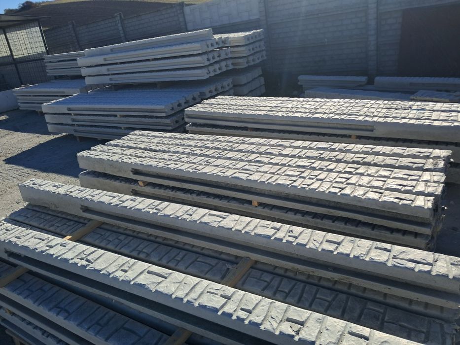 Gard din placi de beton