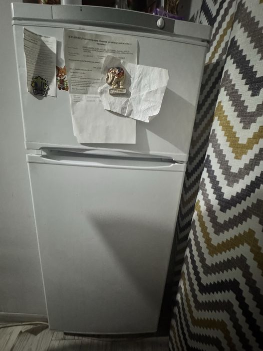 Продам холодильник