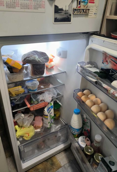 Продам свой холодильник