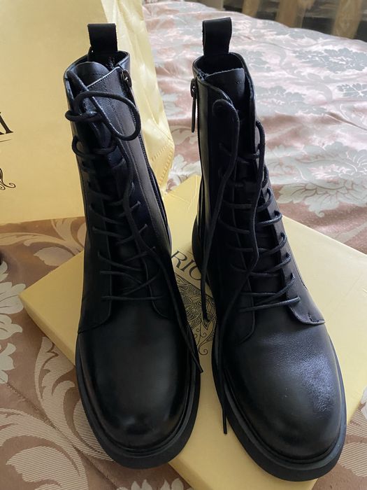 Продам обувь кожанную