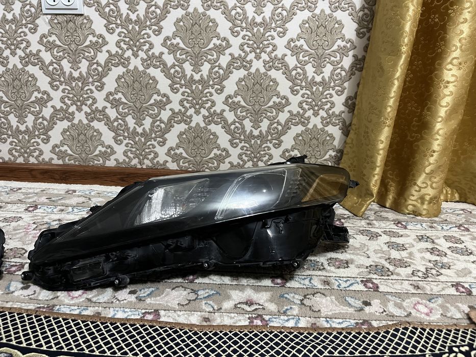 Фара Камри 75  /  70