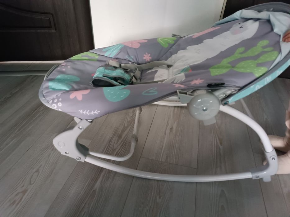 Бебешки шезлонг MoNi + водна постелка за игра