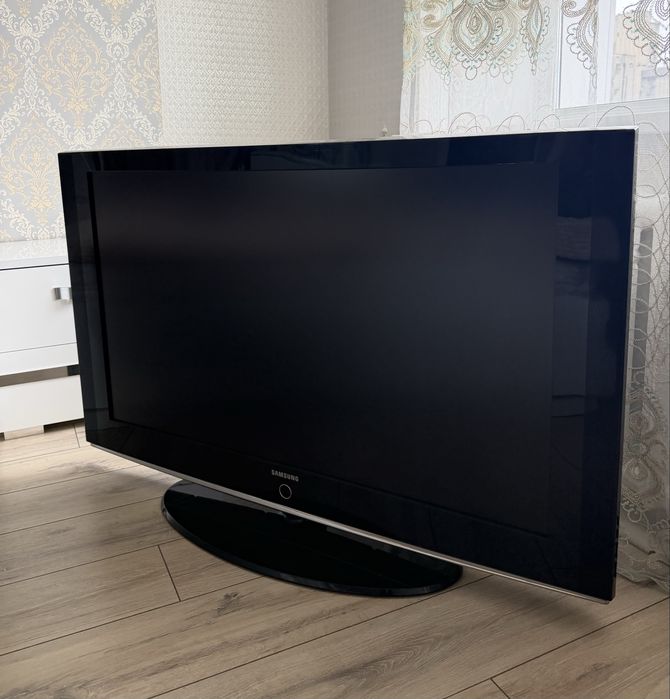 Продам телевизор samsung