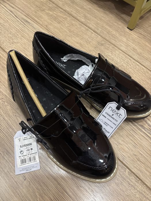 Продам туфли Next 34,5 размер