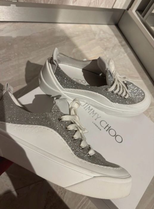 adidasi jimmy chio