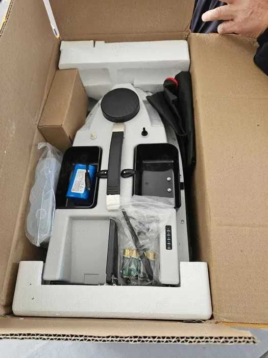 Barca de nadit cu GPS