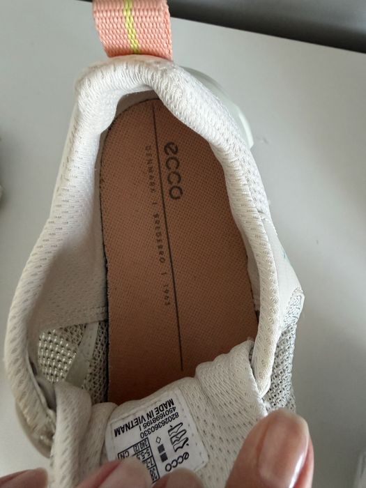 Ecco adidasi marimea 38