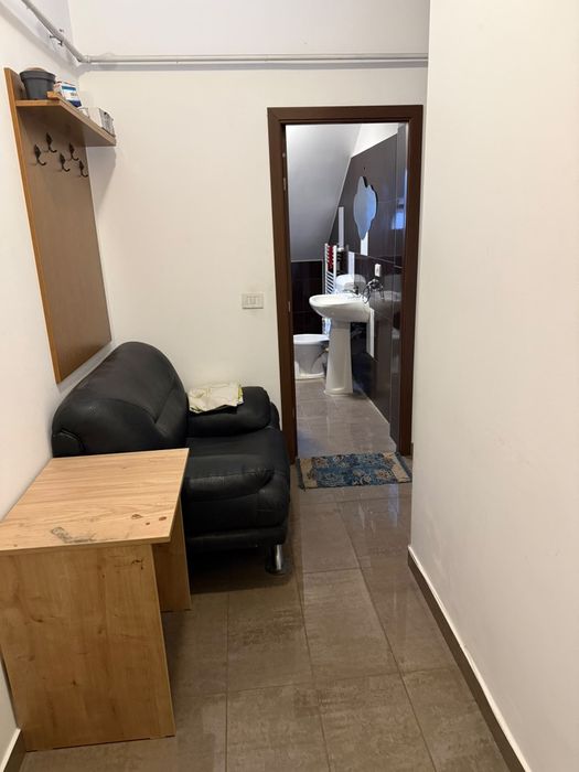 Închiriez apartament 2 camere (70MP)
