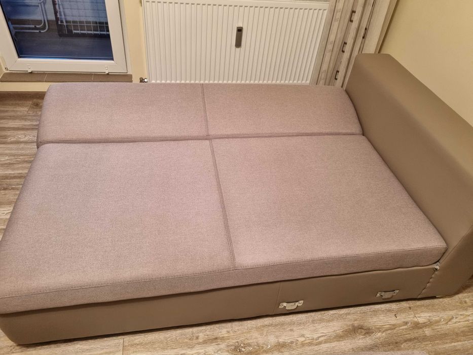 CURATARE canapele, coltare - INCHIRIERE aparate curatat tapiserii