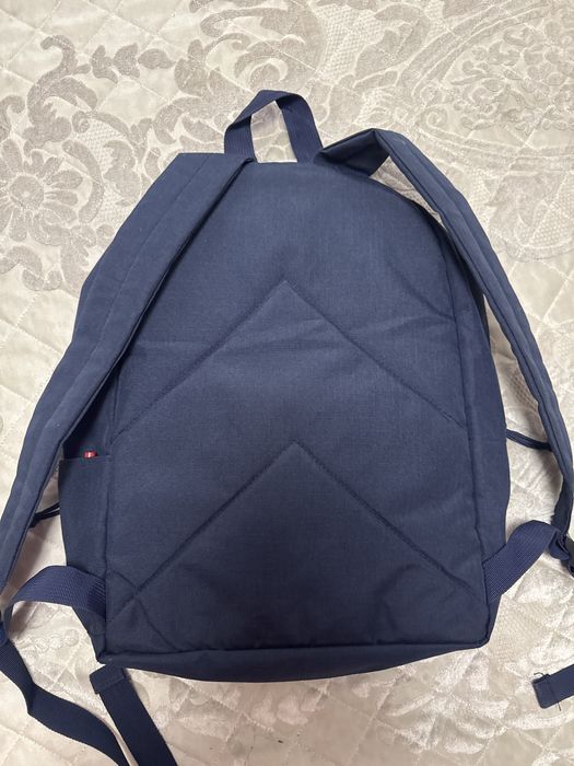 Продам рюкзак оригинал
