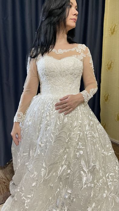 Продаются новые свадебные платья