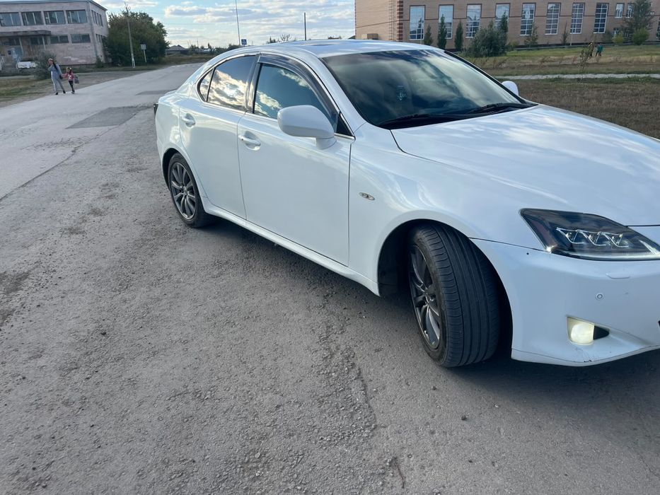 Продам лексус is 300
