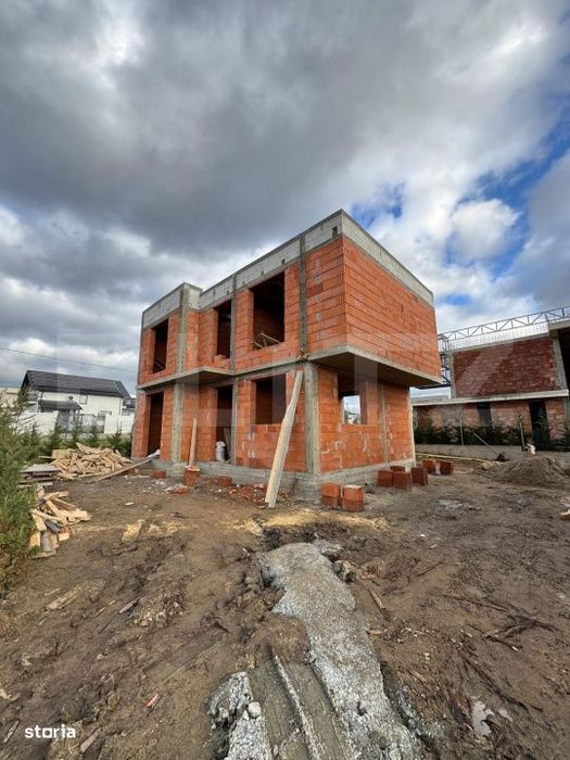 Casa moderna la rosu , 114.95 mp utili,  324 mp teren - Burdujeni