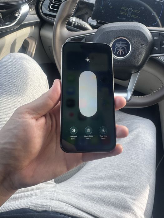 Айфон 15про в хорошем состоянии