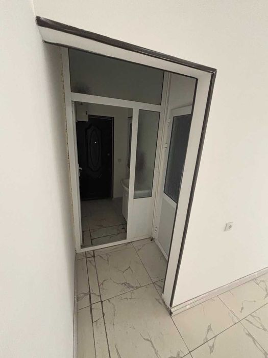 Сдается в Аренду 70 м. Напротив Жуковской больнице