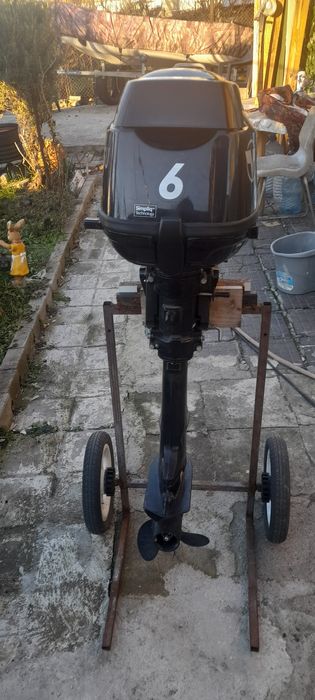 Тохатцу мотор за лодка