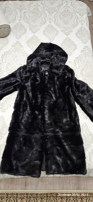 Продам норковую шубу