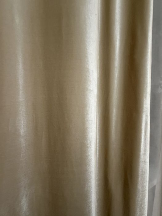 Продам шторы комплект 235*190