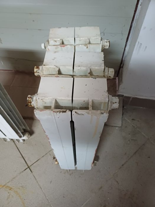 Vand element aluminiu 20 lei .