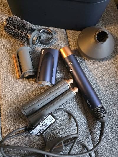 Маша за коса  Dyson HS05