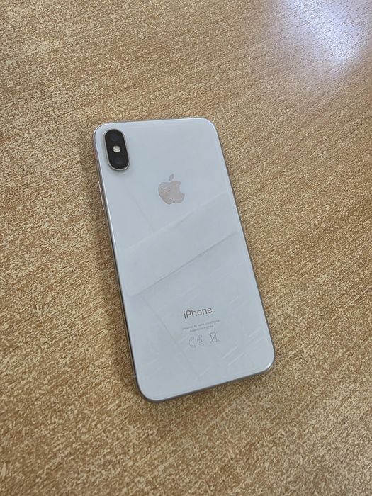 iPhone X, память 64 Гб