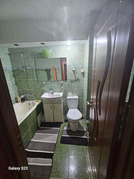 Închiriez Apartament 3 camere