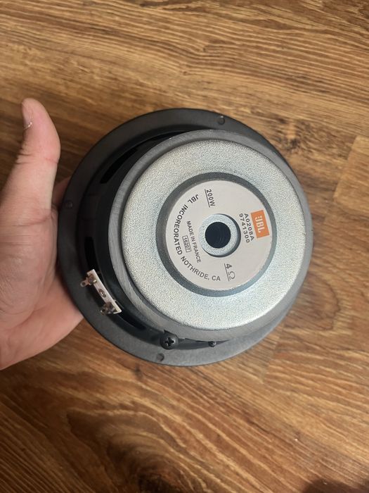 Колонки jbl  200w  4оМ