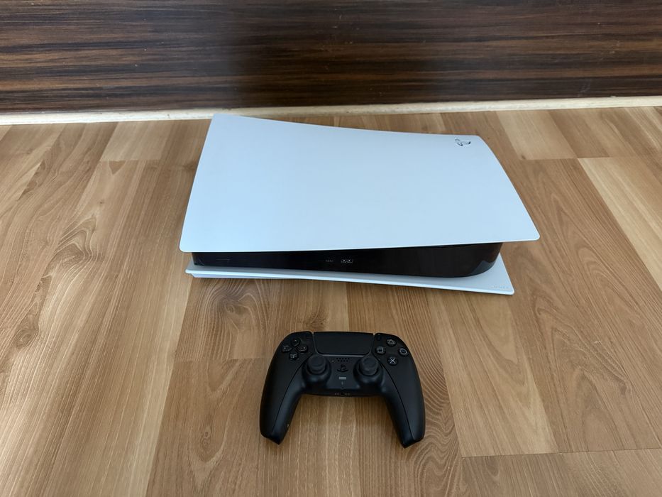 Перфектен PS5 Playstation 5 disc edition