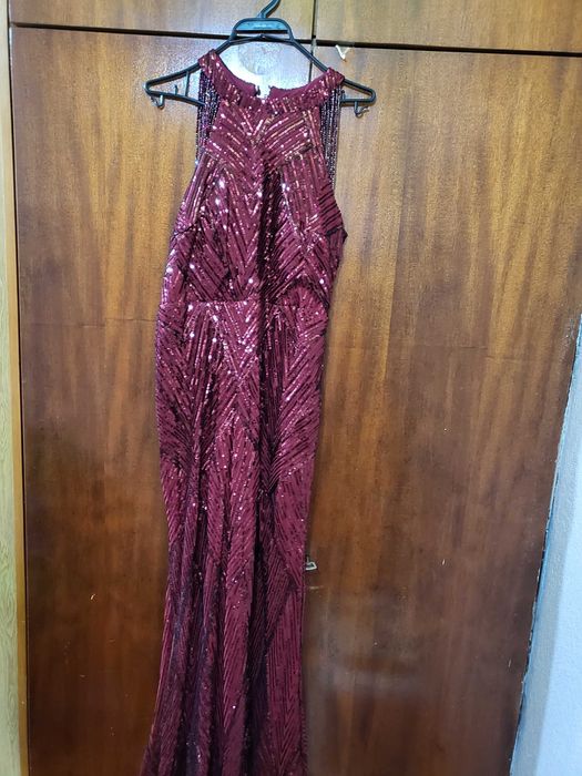 Нова официална рокля