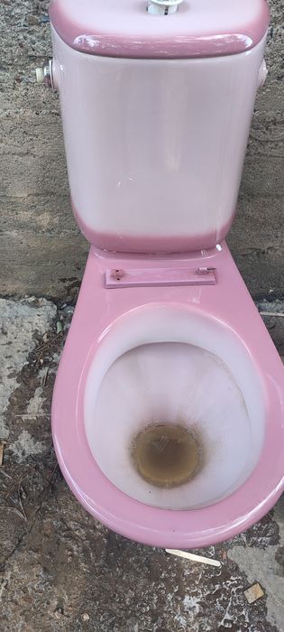 Продам унитаз и раковину..