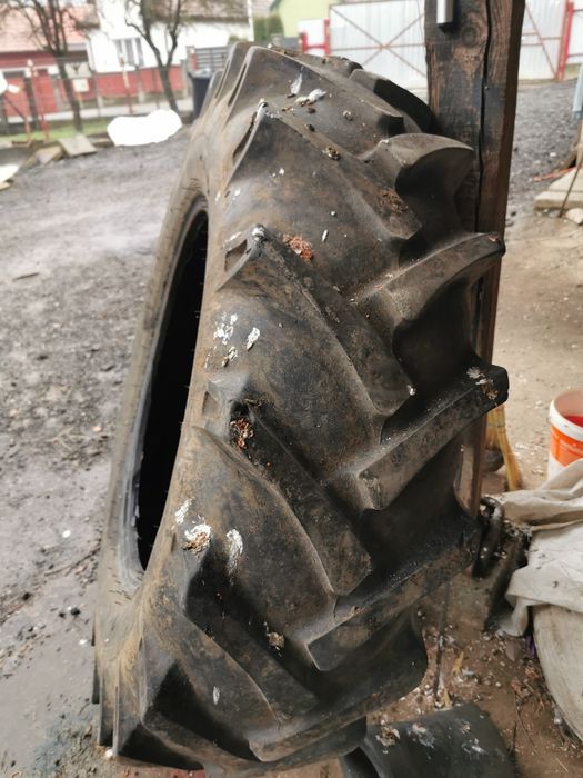 Cauciuc/anvelopa 14,9-r28