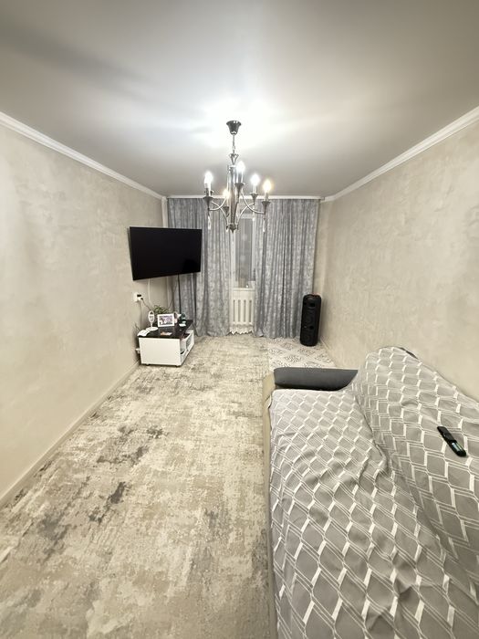 Продам 3-х комнатную квартиру в 6 микрорайоне