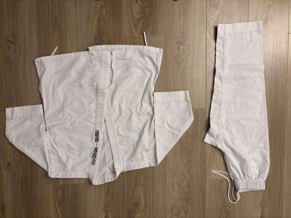 Ги (Кимоно) за Карате или Джу Джицу / Джудо