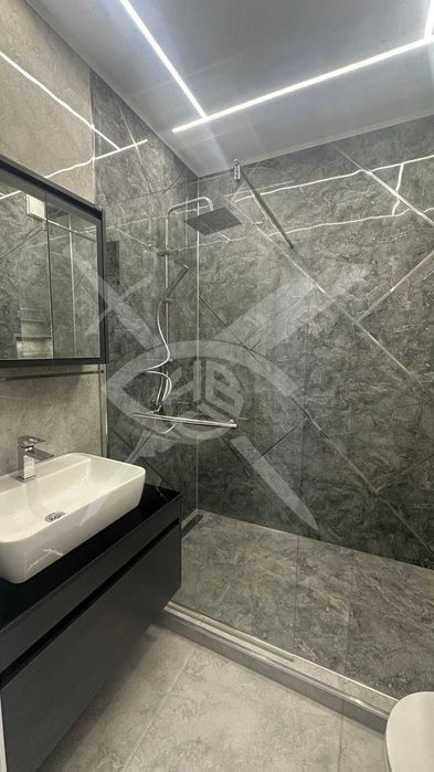 Продава се Двустаен апартамент в Бургас, Славейков - 78 кв.м за 1144 €/кв.м - Снимка #4