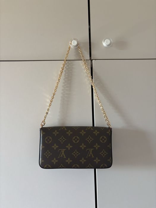 Данска чанта Louis Vuitton Pochette