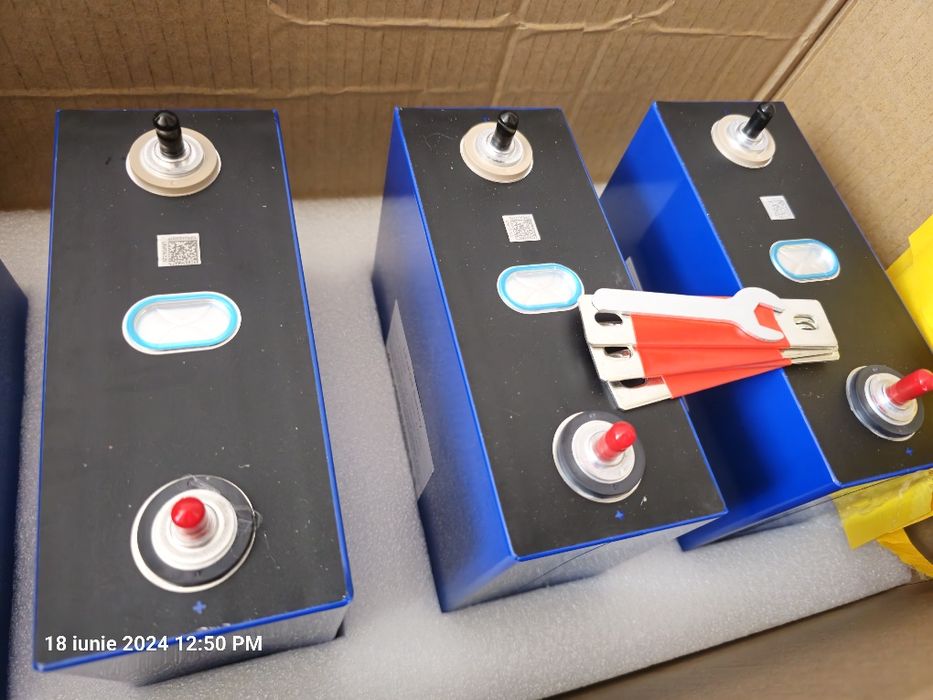 Baterii Acumulatori LiFePo4 320Ah