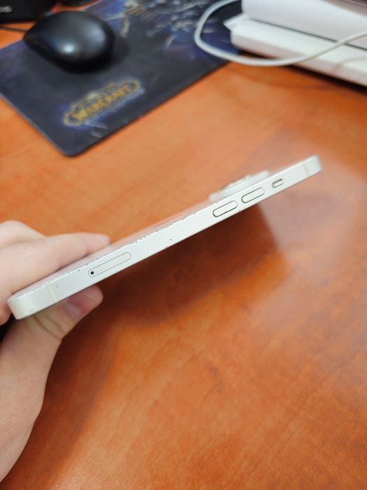 Продам Айфон 14 128гб