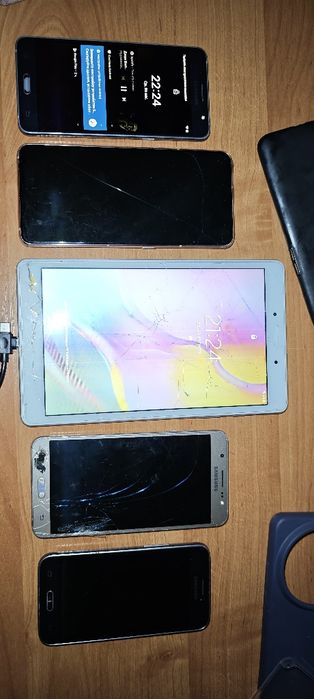 Продам телефоны и планшет Samsung