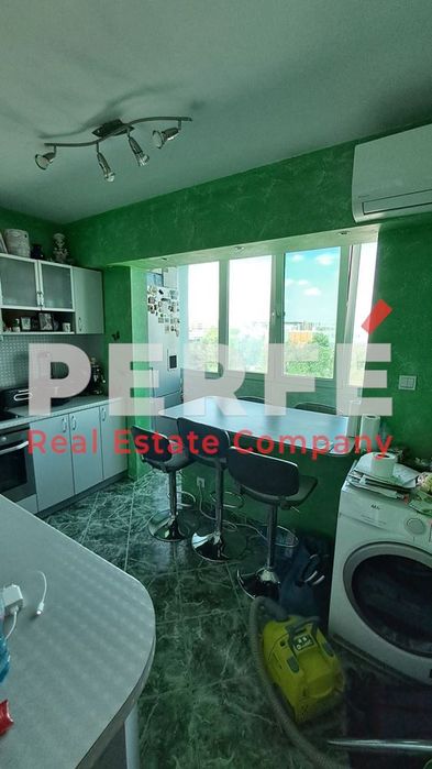 Продава се Двустаен апартамент в Бургас, Изгрев - 60 кв.м за 2334 €/кв.м - Снимка #1