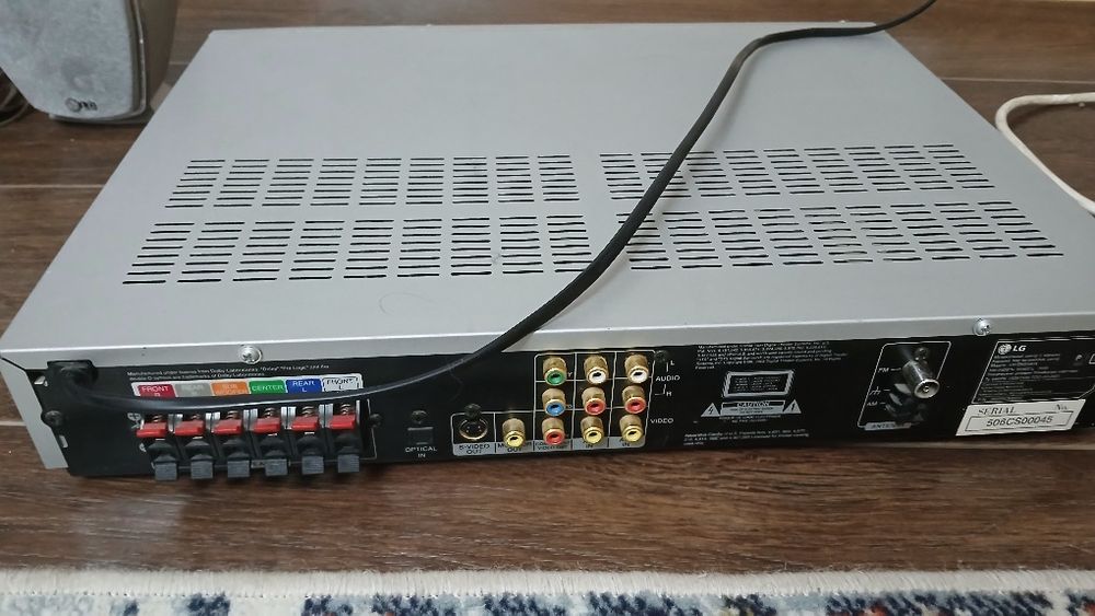 Продам Модем для интернета , Музыкальный центр LG