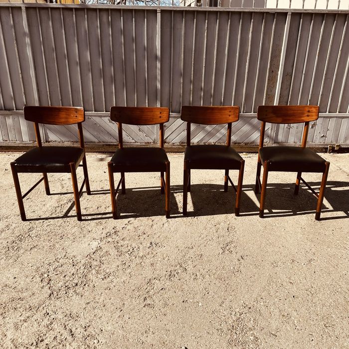 Винтидж италиански столове – комплект 4 бр. – Mid Century