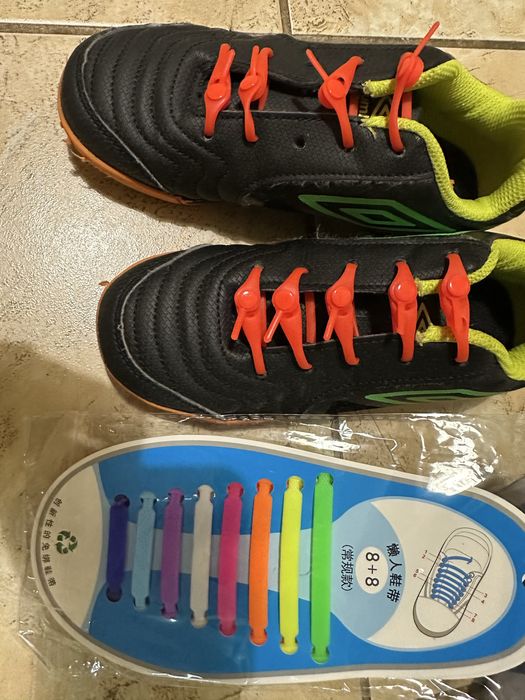 Сет детски бутонки Umbro ,пантофки и сандали + бонус обувки