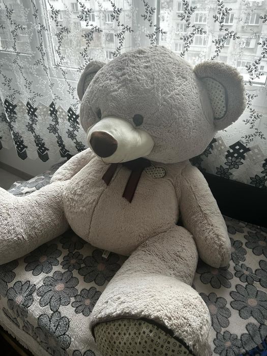 Плюшен мечок. 130 см.височинс