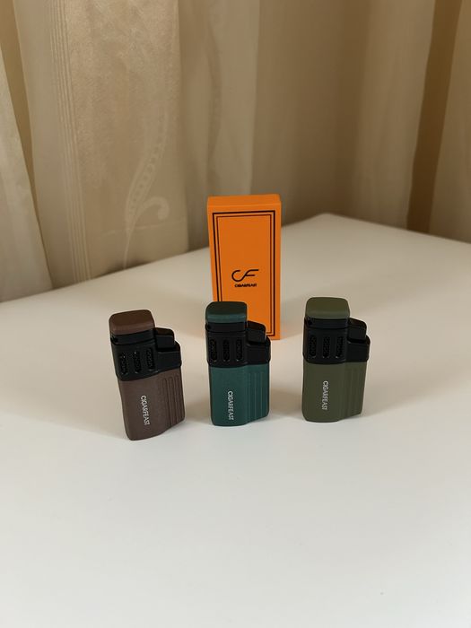 Запалка за пури CIGARFEAST с 4 джет пламъка - 3 цвята