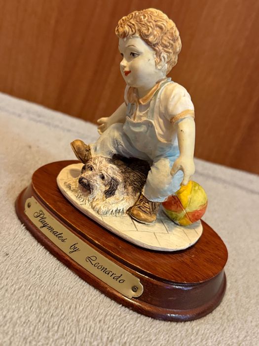 Фигура Бисквитен порцелан - от серията Леонардо - Colection Leonardo